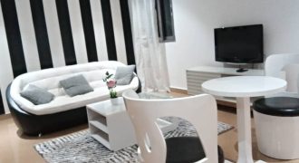 Studio Meublé Golf Yaoundé | Luxe & Convivialité