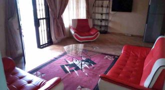 Appartement meublé de 3 chambres à Yaoundé