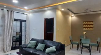 Location Appartement Meublé à Bertoua | 2 Chambres – Cuisine & Sécurité