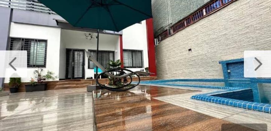 Villa meublée à Douala – 4 chambres avec piscine privée | Makepe